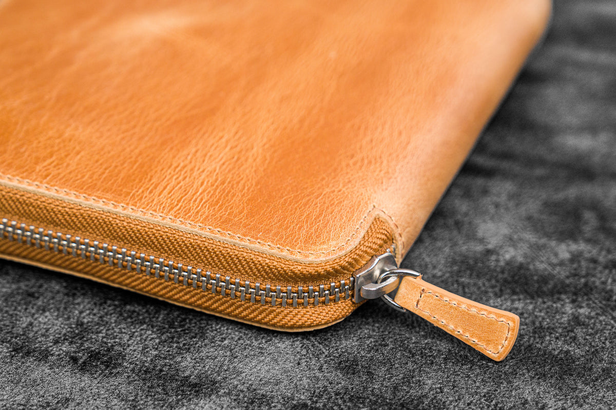 Galen Leather 20 Slot Zippered Pen Case - Crazy Horse Honey Ochre