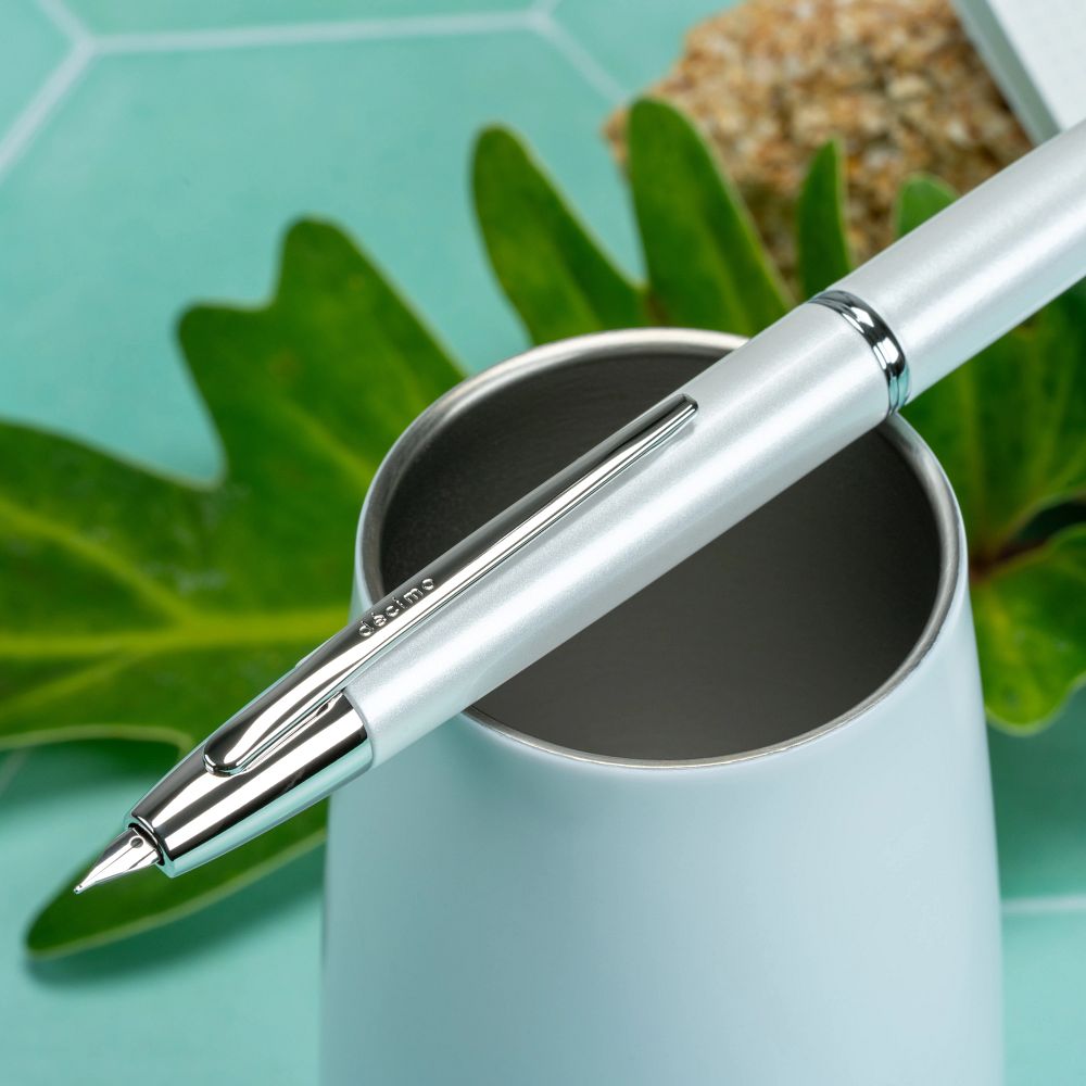 Pilot Vanishing Point Decimo Fountain Pen - White - Medium