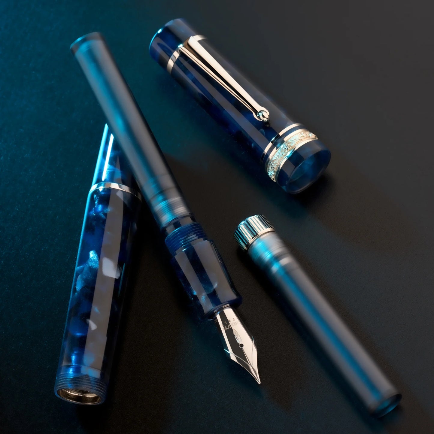 Delta Reservoir 2.0 Fountain Pen - Blue/Grey Mother of Pearl (Numbered Edition)