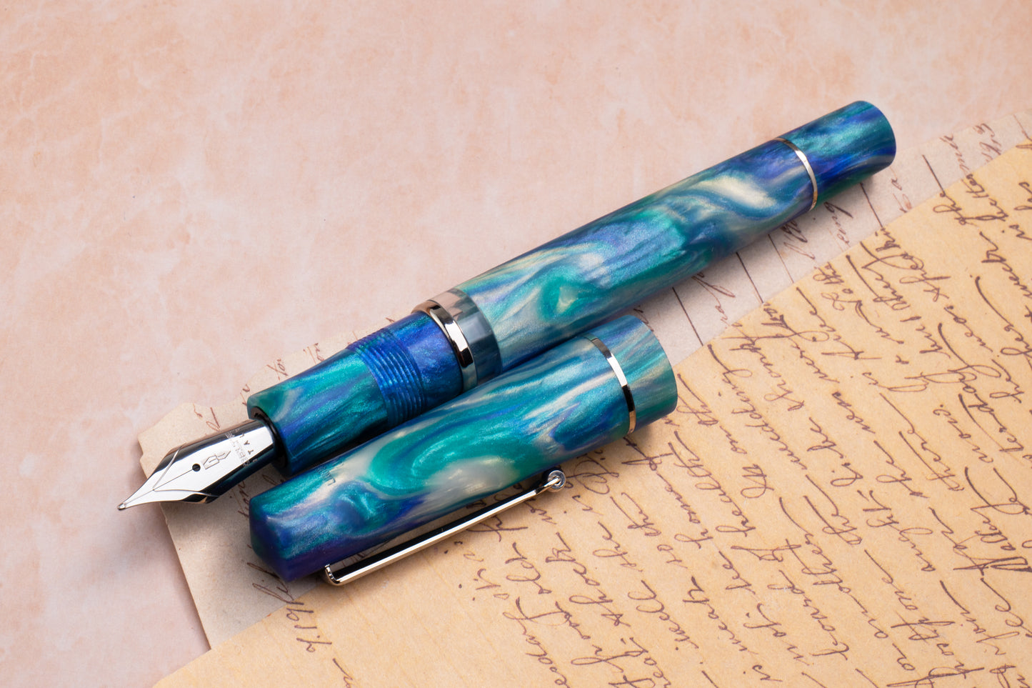 Delta Duna Fountain Pen - Reflection Pool with Chrome Trim (Limited Edition)