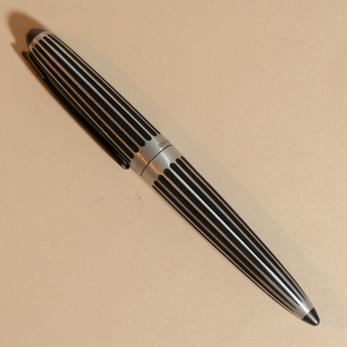 Pre-Owned Diplomat Aero Stripes Black - Medium