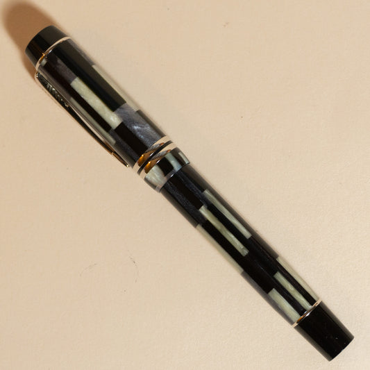 Pre-Owned Parker Duofold Mosaic Black - Medium