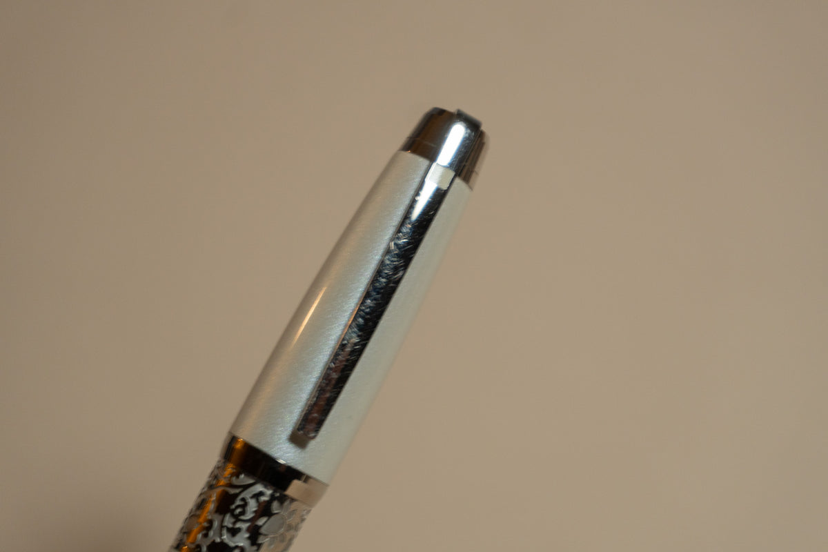Pre-Owned S.T. Dupont Caprice Mother of Pearl Ballpoint