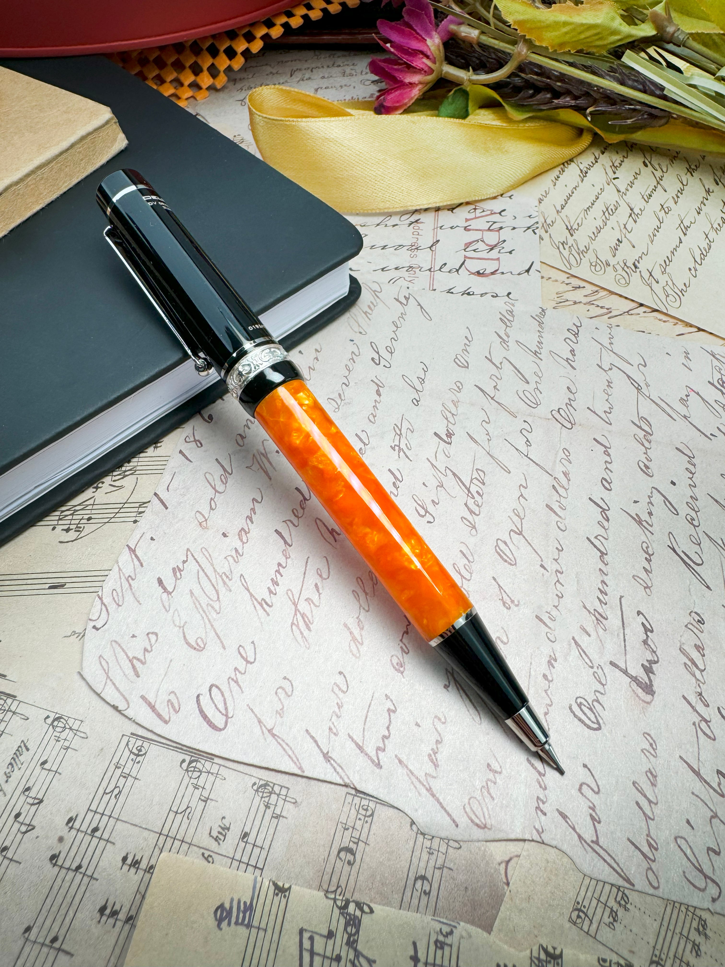 Delta DV Original Slim-Size Ballpoint – Dromgoole's Fine Writing