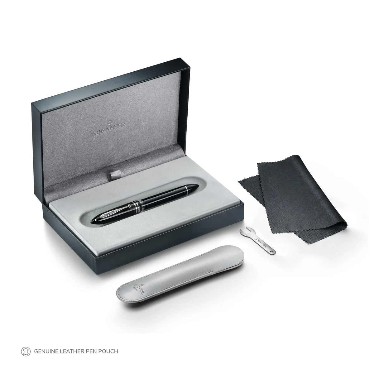 Sheaffer Balance III E892 Fountain Pen - Glossy Black with Chrome Trim