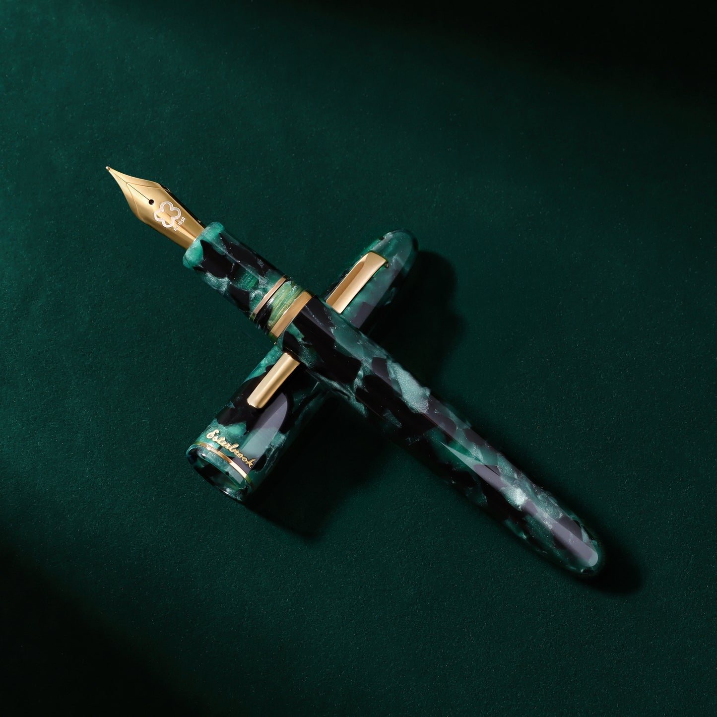 Esterbrook Estie Fountain Pen - Evergreen with Gold Trim
