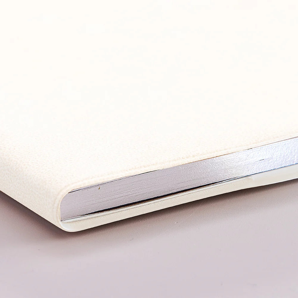 Kleid 2026 Fleek Diary B6 - White