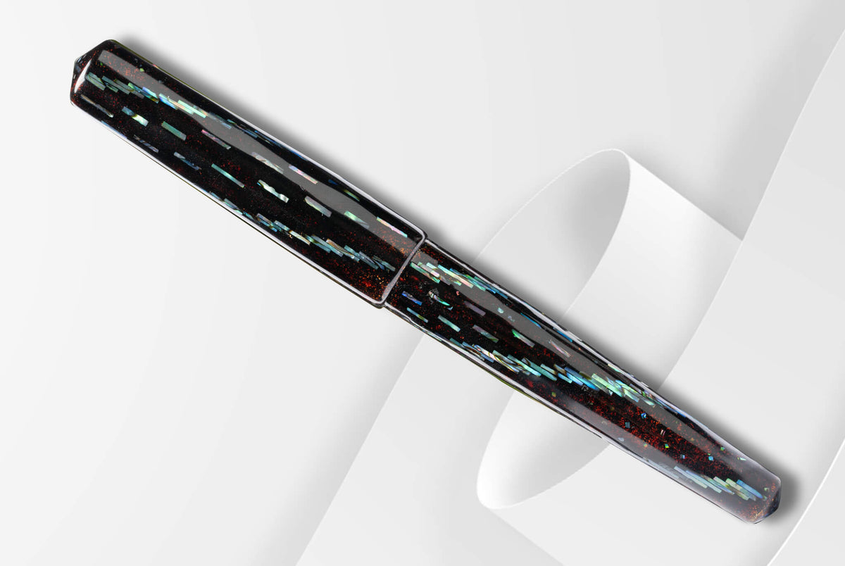 ConCoPens Traditional Vietnamese Lacquer Fountain Pen - Bolide
