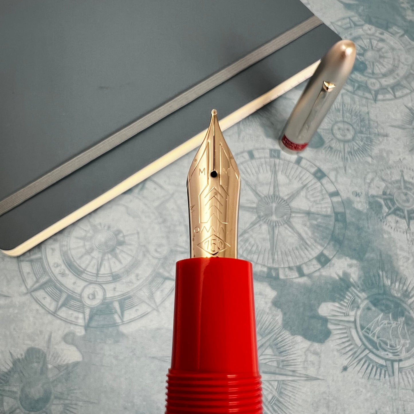 Pre-Owned Omas Mille Miglia Fountain Pen 18K M