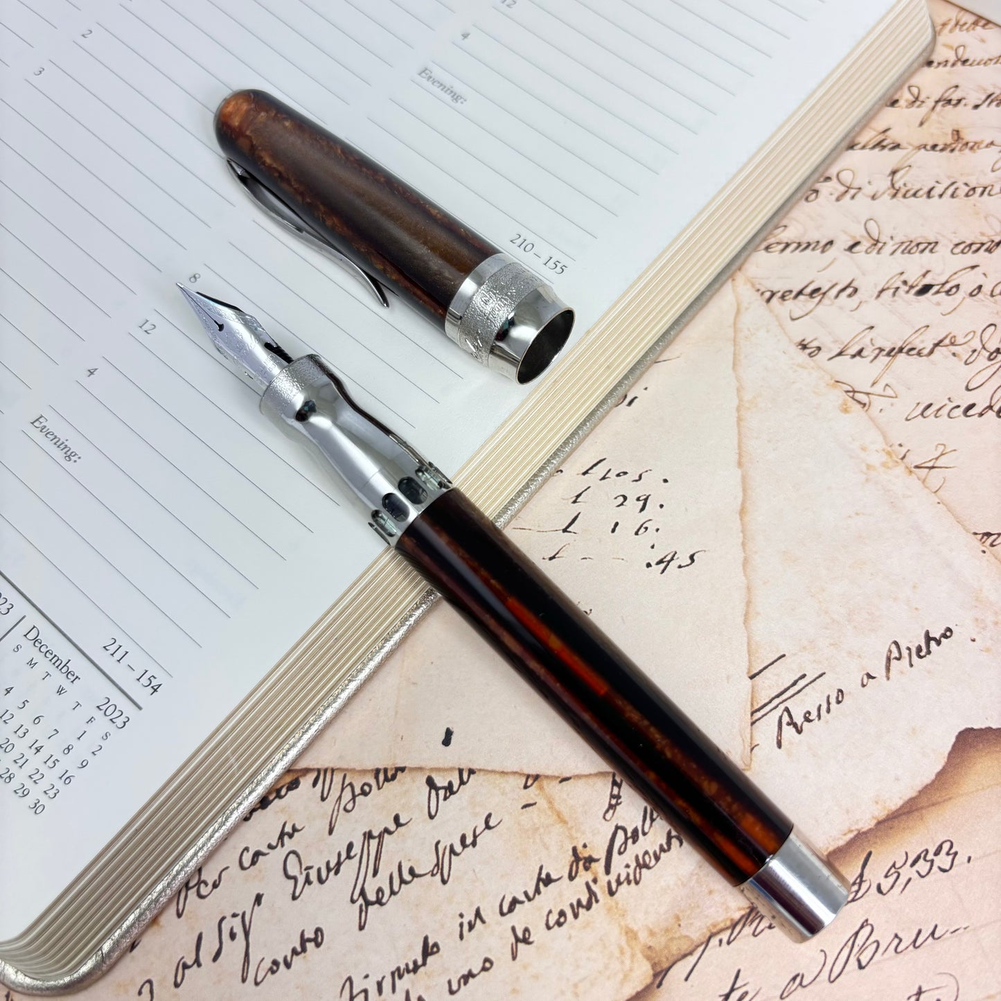 Pre-Owned Pineider Arco Fountain Pen 14K M