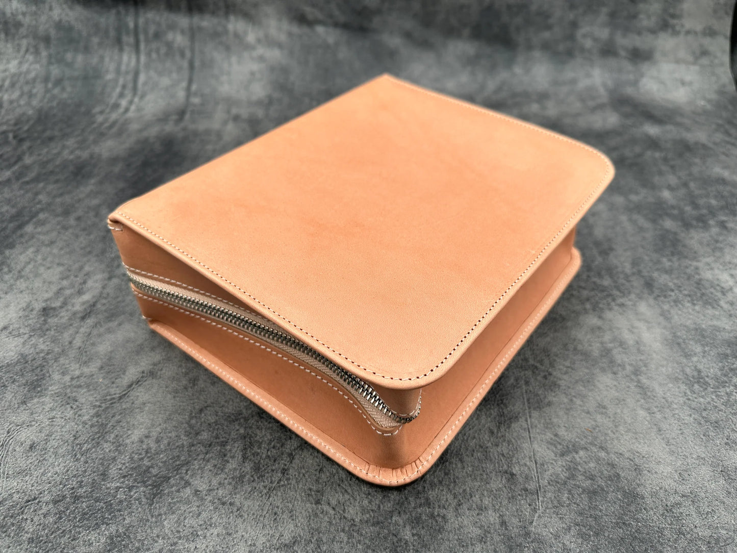 Galen Leather 40 Slot Zippered Pen Case - Undyed