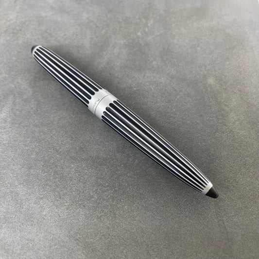 Pre-Owned Diplomat Aero Black & Chrome - Broad