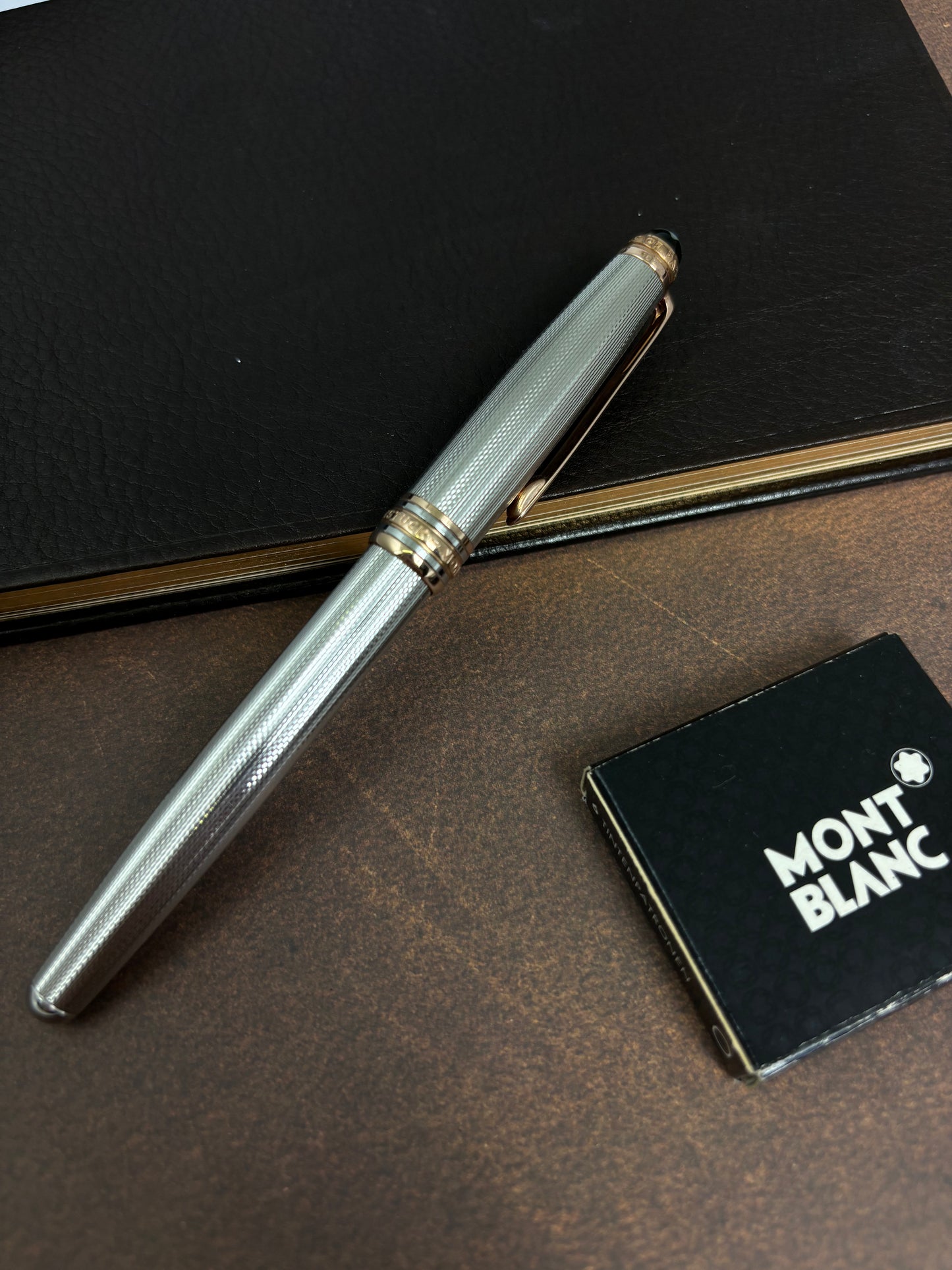 Pre-Owned Montblanc 75th Anniversary of Meisterstuck Solitaire 144 FP Barley Medium