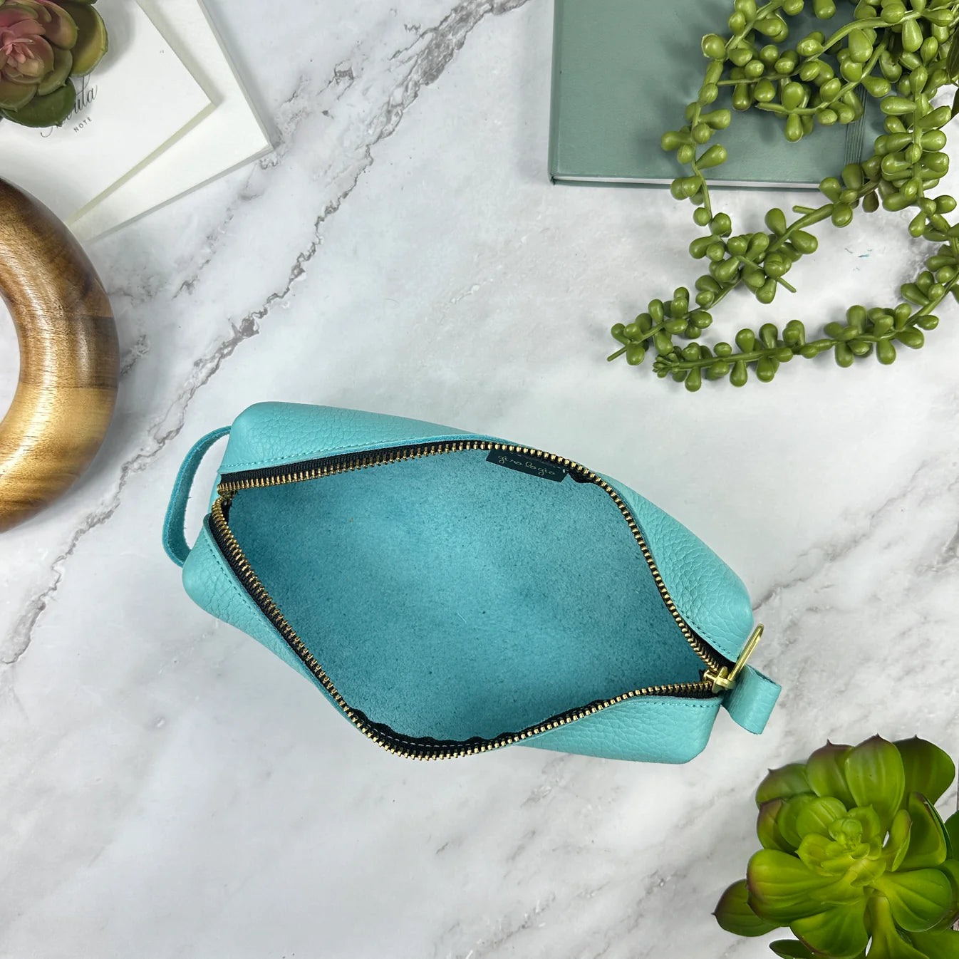 Girologio Pen Case  - Aqua Breeze (Zippered Leather)