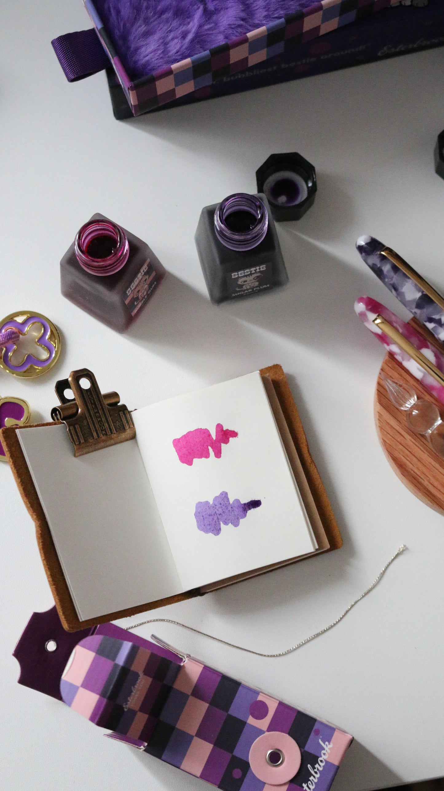 Esterbrook Estie Bestie Bubble Fountain Pen - Bubble Gum Pink