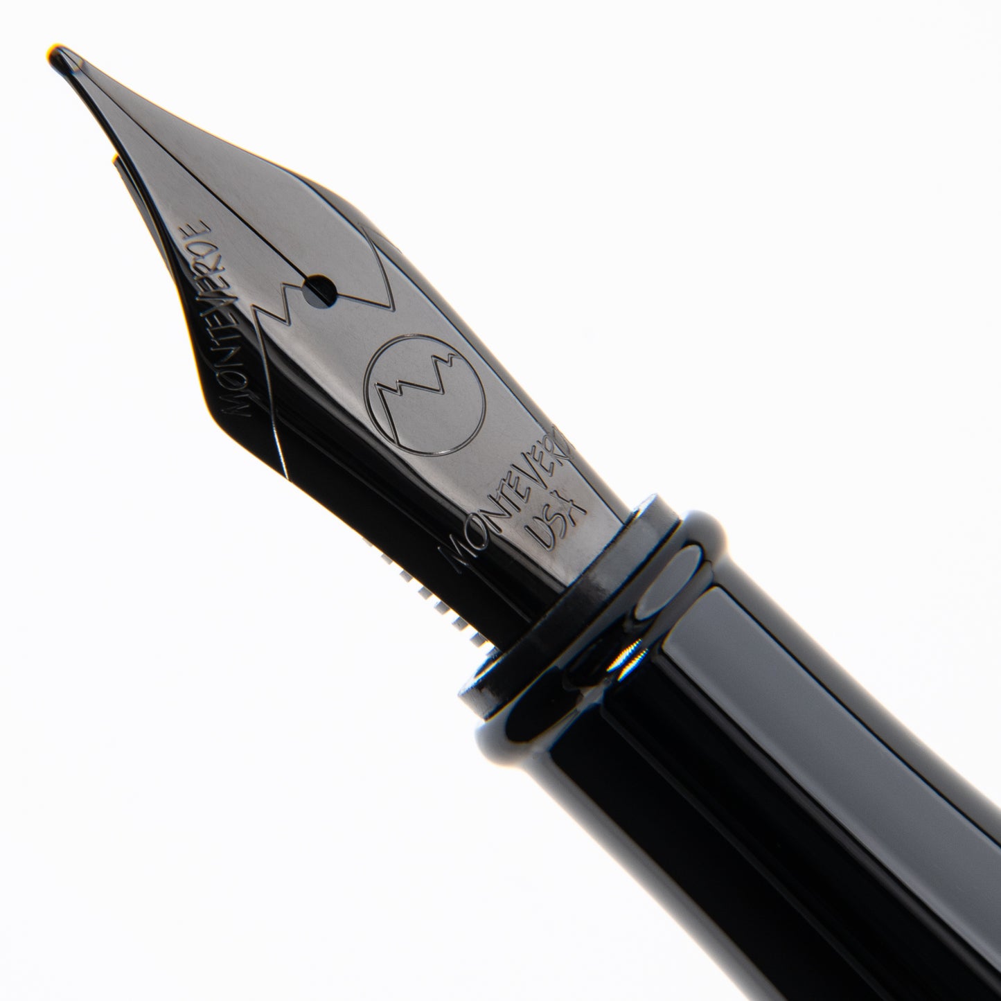 Monteverde Invincia Deluxe Fountain Pen - Black