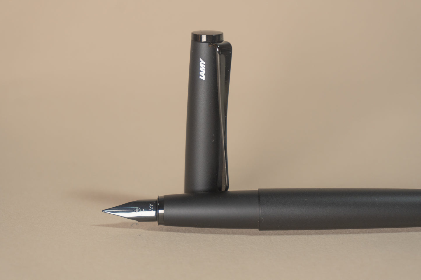 Pre-Owned LAMY Studio LX All Black - Fine