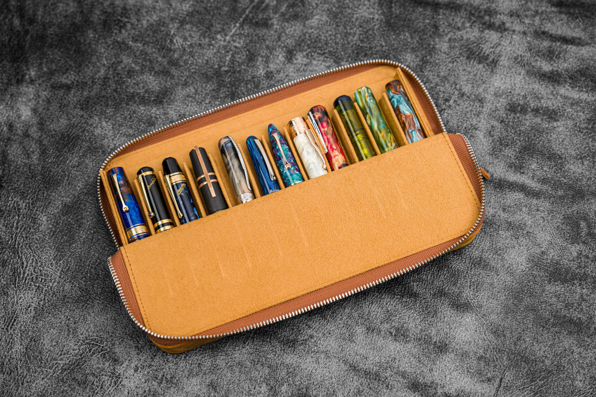 Galen Leather 12 Slot Zippered Magnum Opus Pen Case - Crazy Horse Brown (with Removable Pen Tray)