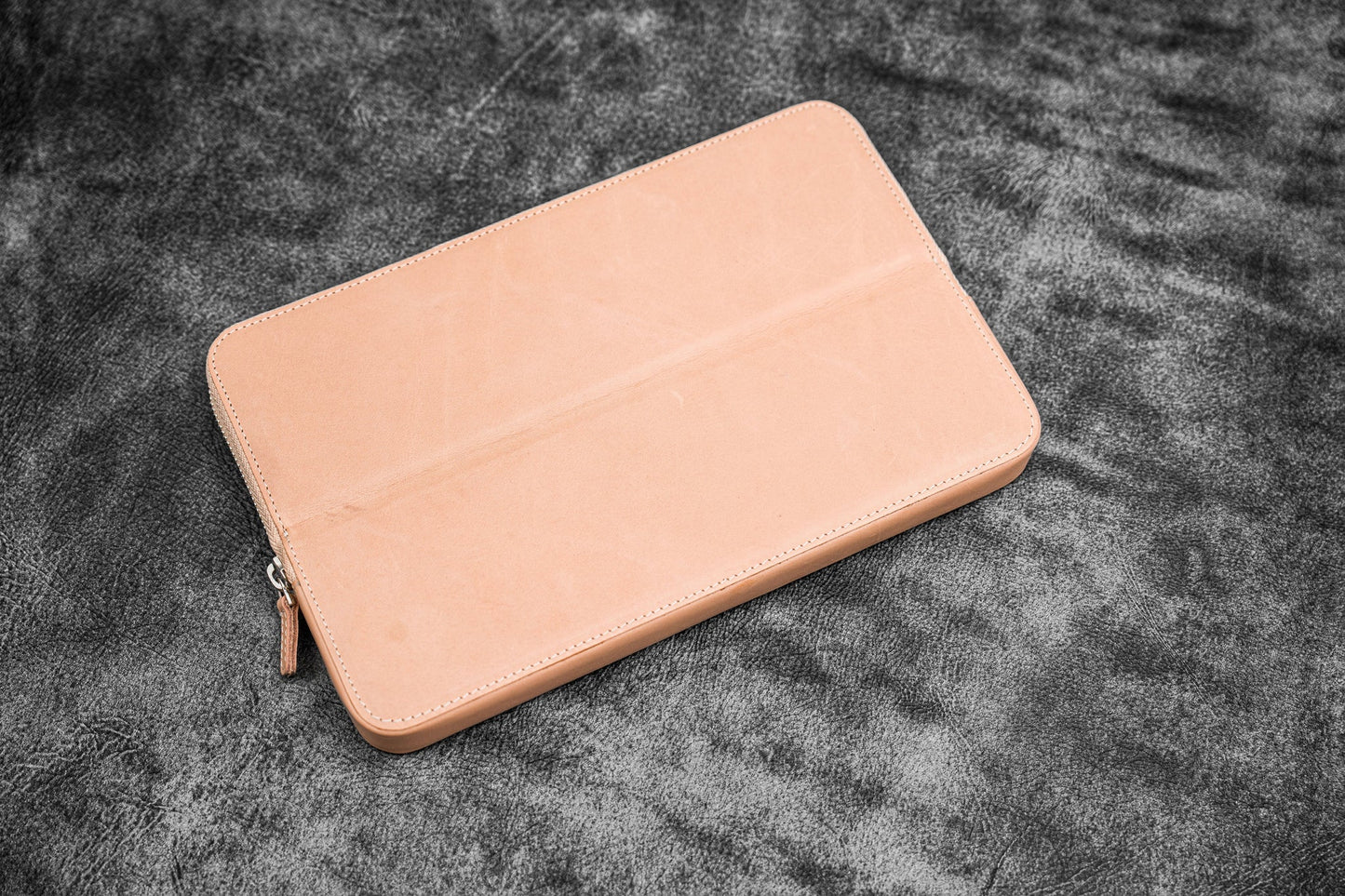 Galen Leather 12 Slot Zippered Magnum Opus Pen Case - Undyed (with Removable Pen Tray)
