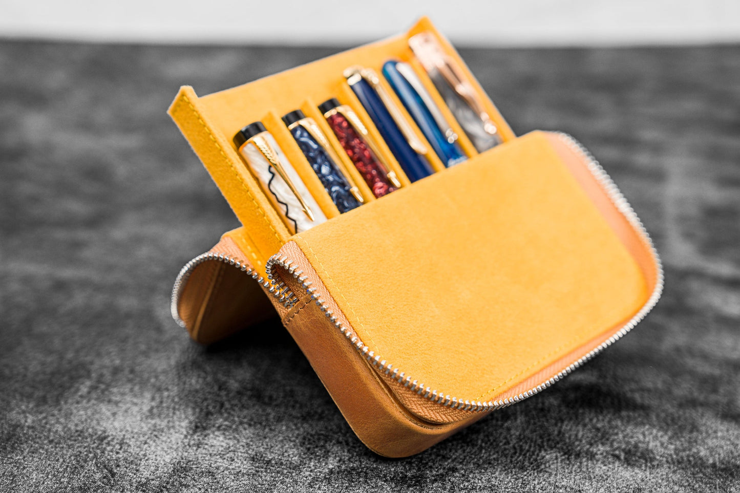 Galen Leather 6 Slot Zippered Magnum Opus Pen Case - Crazy Horse Honey Ochre