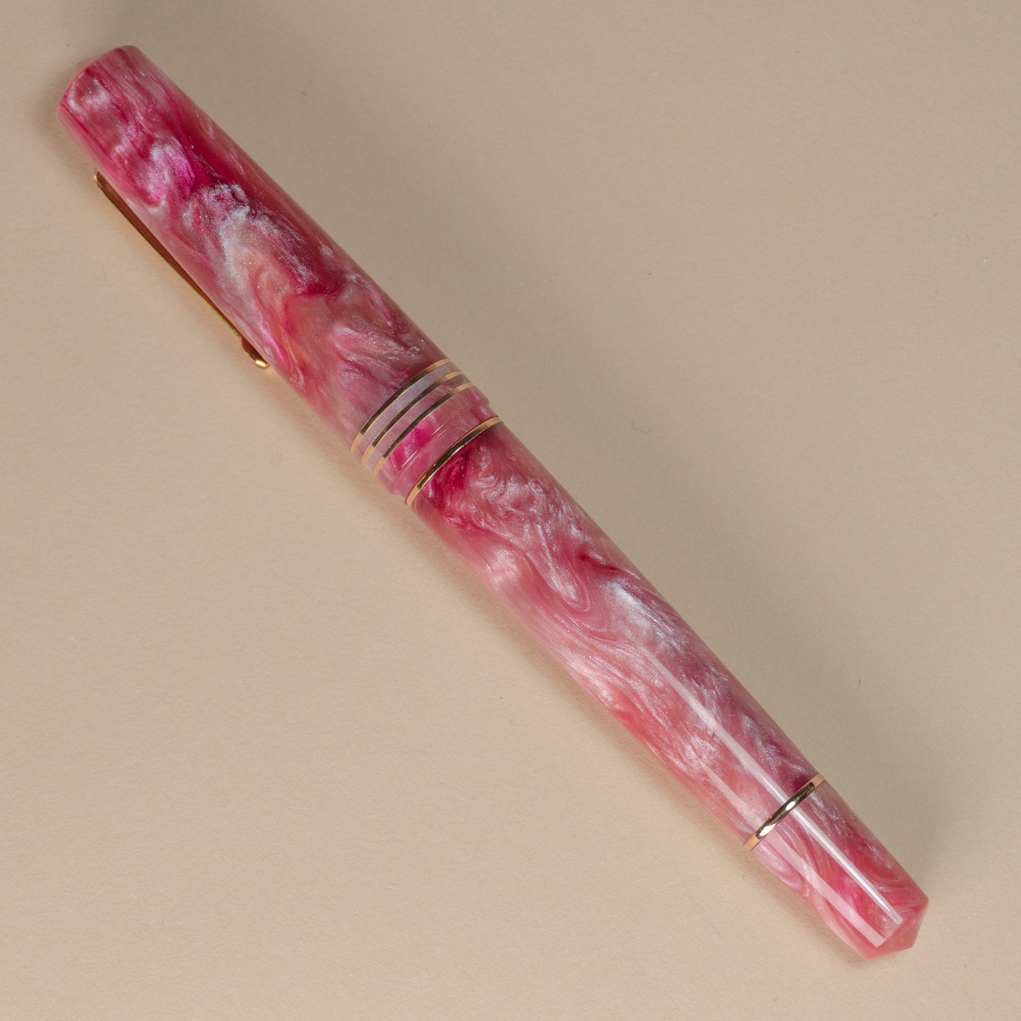 Pre-Owned Leonardo Momento Zero Grande 2.0 - The Power of Flowers - Sakura Fountain Pen - 14k Broad