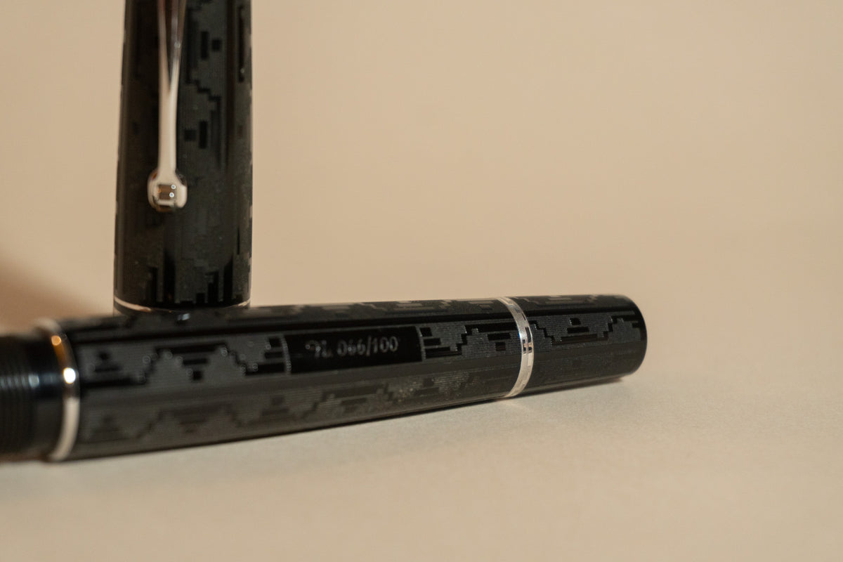 Pre-Owned Leonardo Momento Zero Grande 2021 Art Deco Ebonite Fountain Pen  - Medium