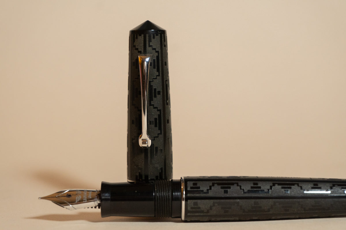 Pre-Owned Leonardo Momento Zero Grande 2021 Art Deco Ebonite Fountain Pen  - Medium