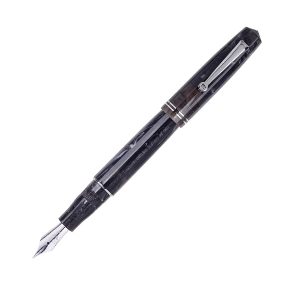 Leonardo Momento Zero Fountain Pen - Horn with Silver Trim