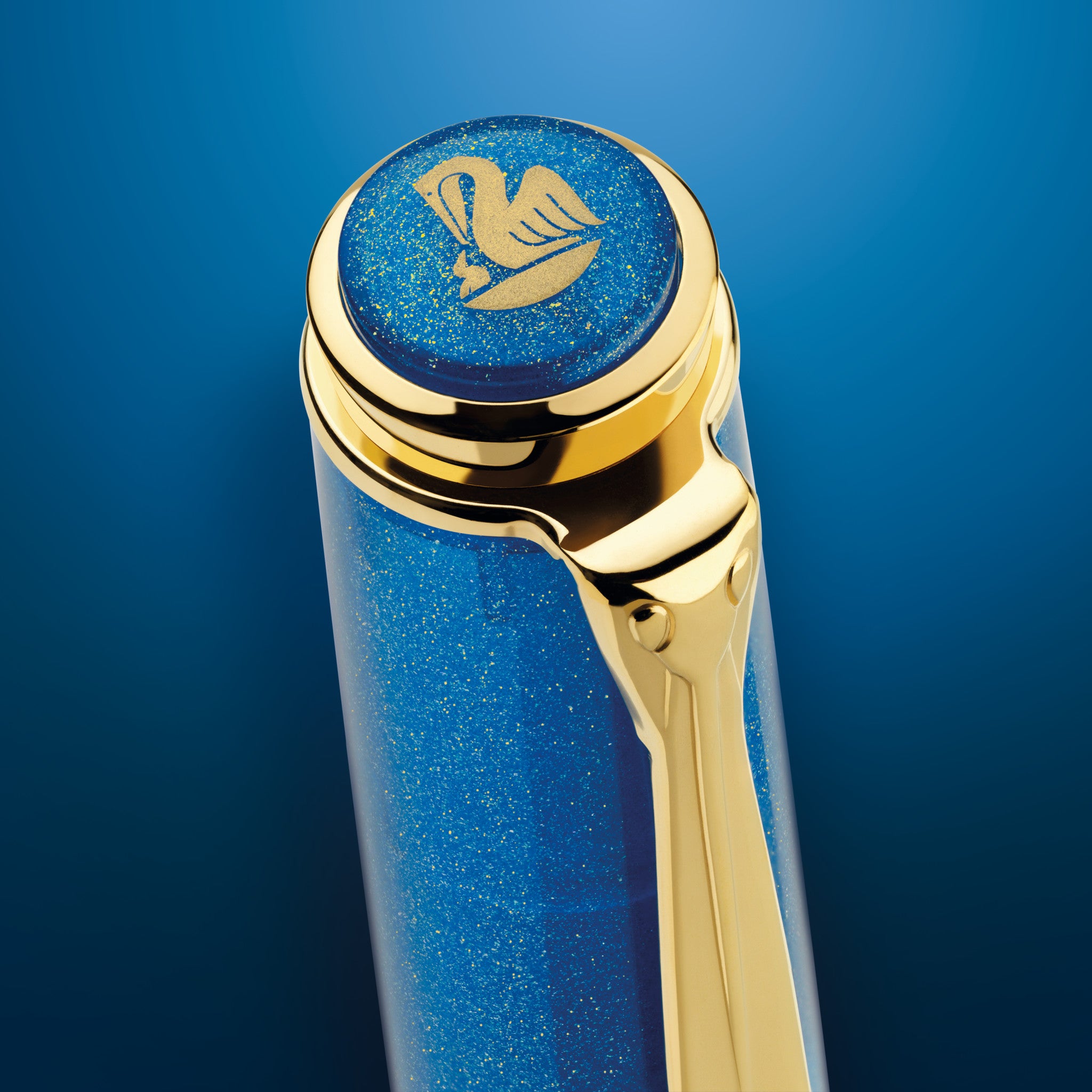 Pelikan Classic M200 Fountain Pen - Golden Lapis (Special Edition