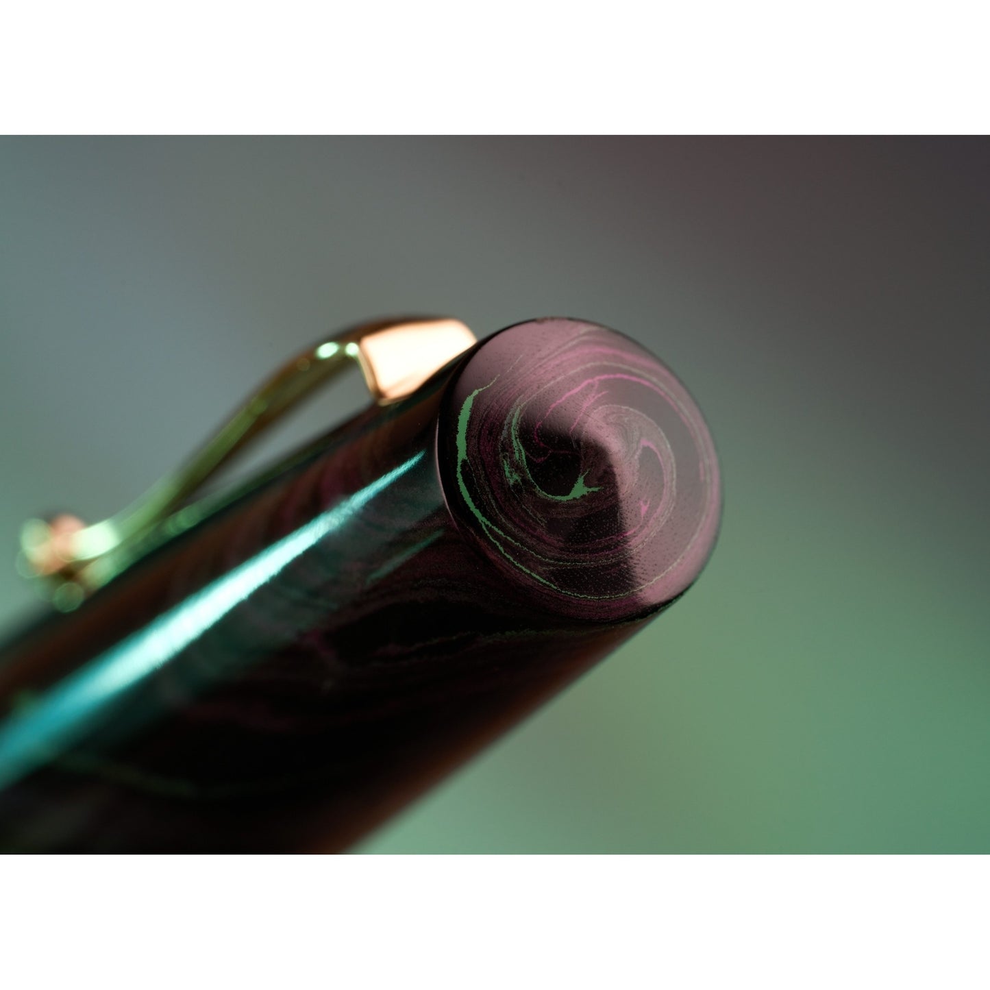 Maiora Everest 14K Fountain Pen - Boreale (Limited Edition)