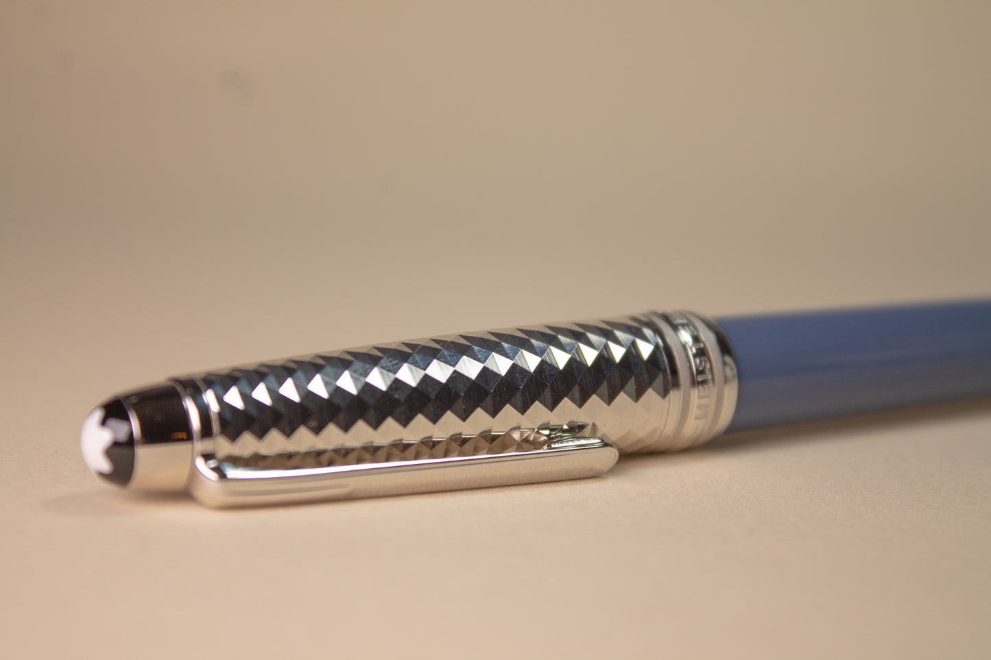 Pre-Owned Montblanc Meisterstuck Glacier Doue Fountain Pen