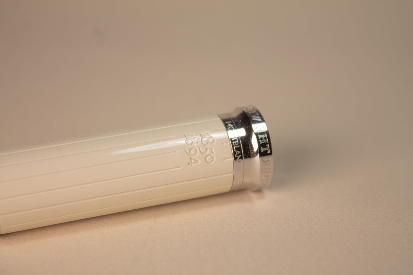 Pre-Owned Montblanc Writers Edition Fountain Pen - Homage to Robert Louis Stevenson