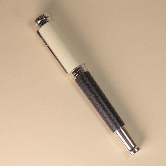 Pre-Owned Montblanc Writers Edition Fountain Pen - Homage to Robert Louis Stevenson