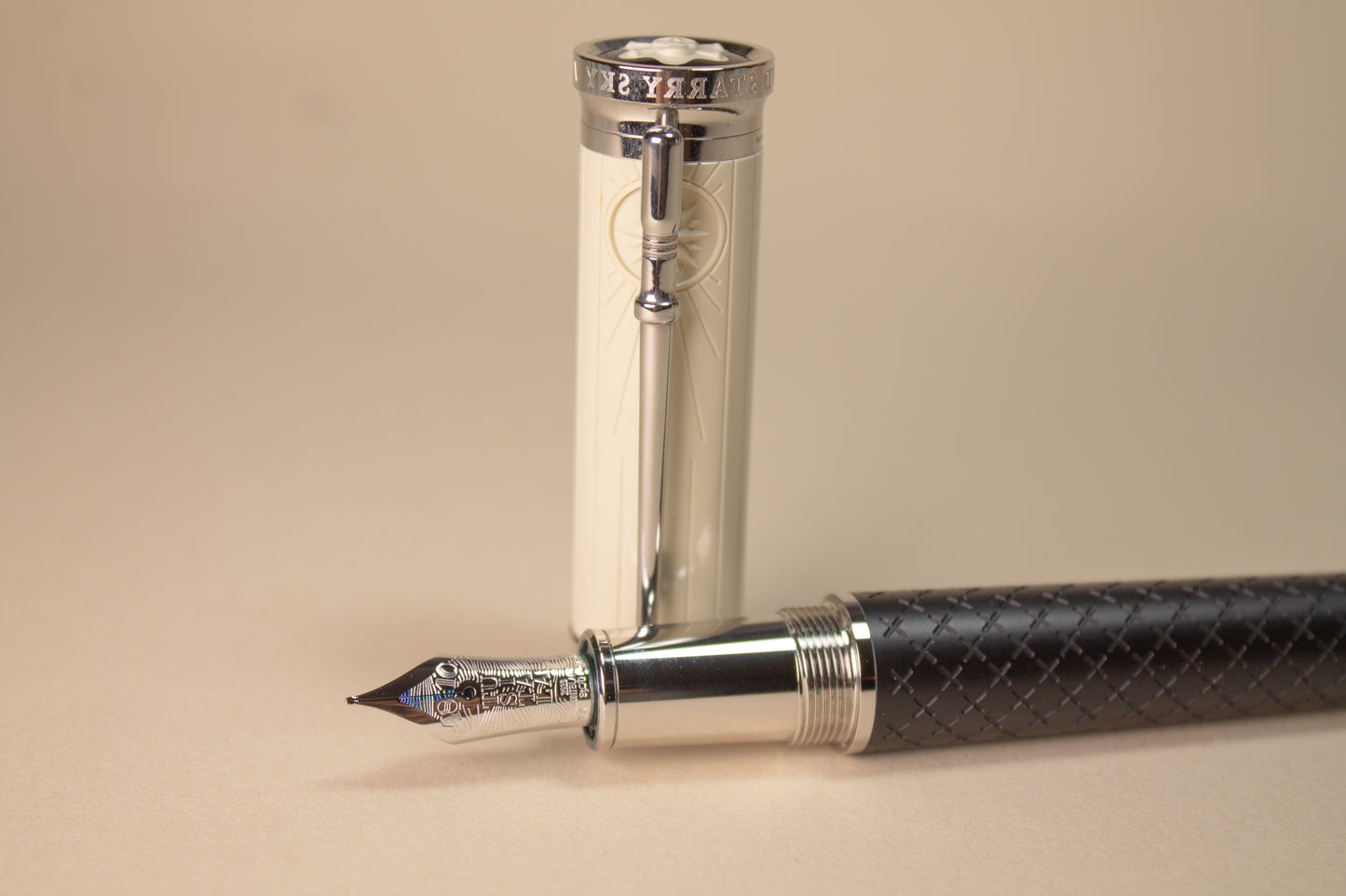 Pre-Owned Montblanc Writers Edition Fountain Pen - Homage to Robert Louis Stevenson