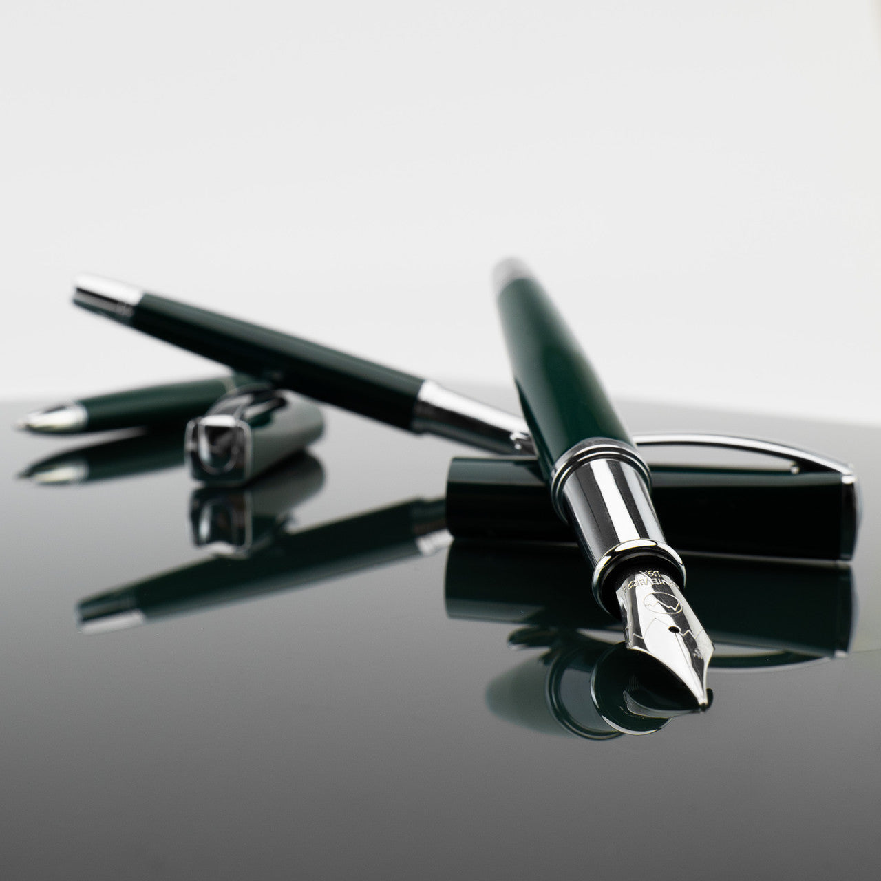 Monteverde Impressa Fountain Pen - Rolex Green with Chrome Trim