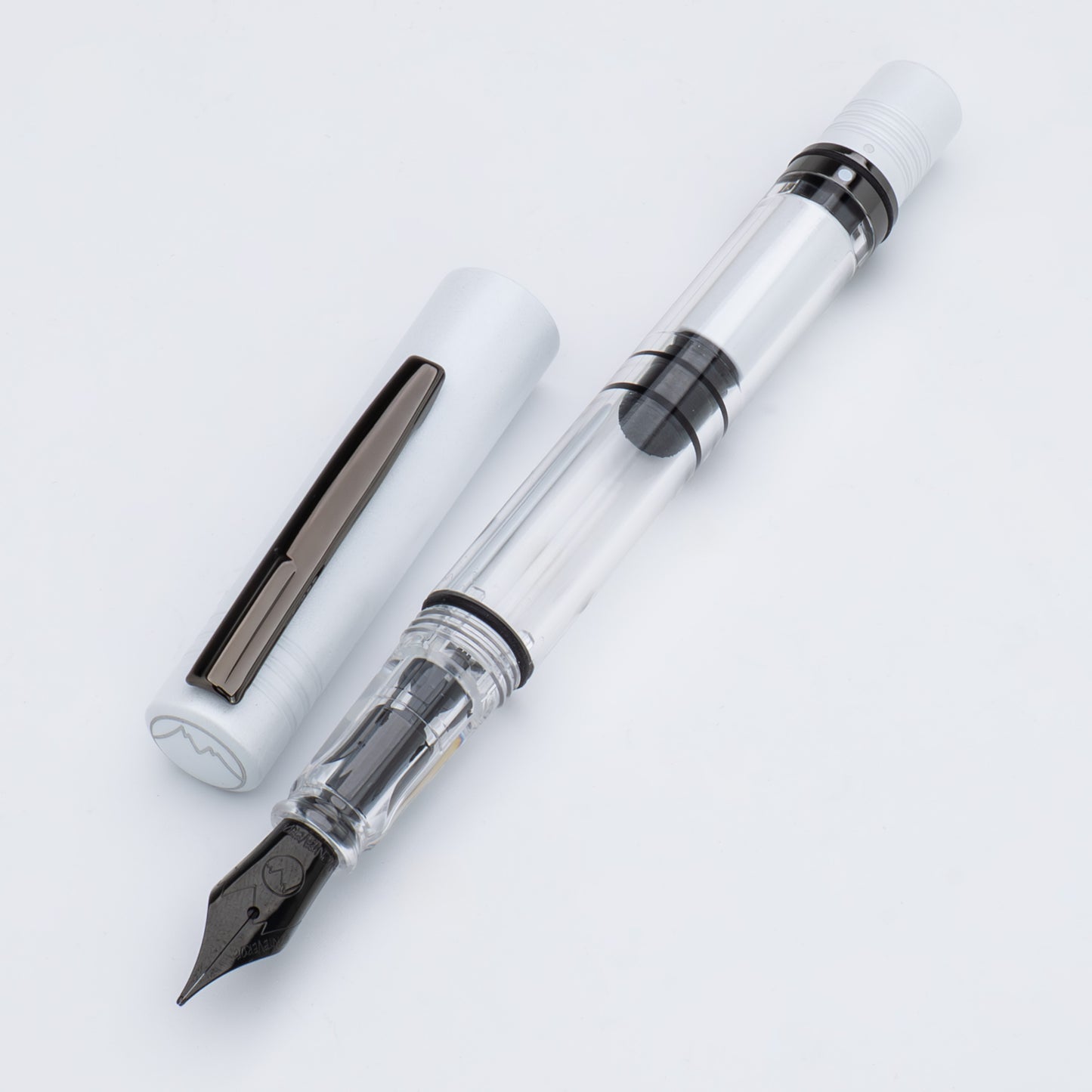Monteverde MP1 Fountain Pen and Cylinder Pen Holder Set - White Lotus (Limited Edition)