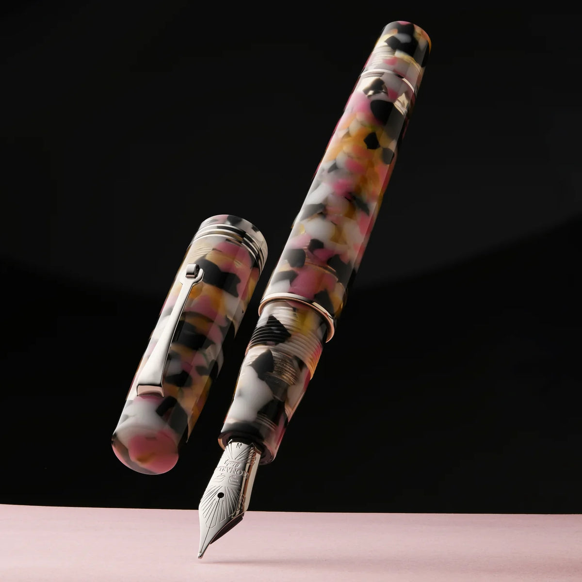 Leonardo Momento Zero Fountain Pen - Corricella with Silver Trim