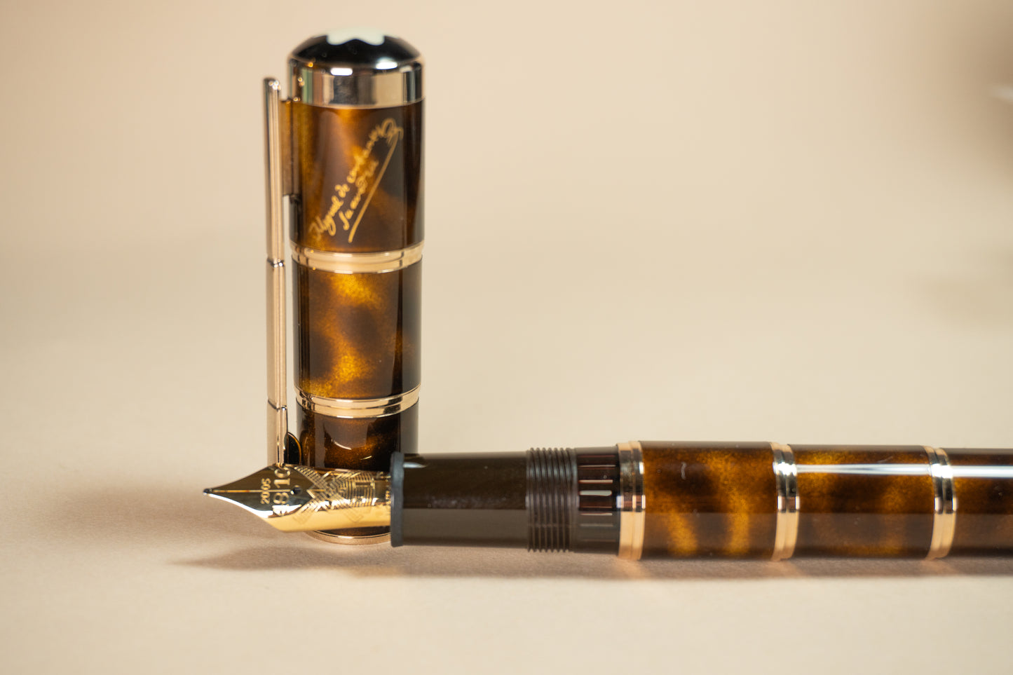 Pre-Owned Montblanc Writers Series Miguel Cervantes - Fountain Pen, Ballpoint, Mechanical Pencil Set - Medium