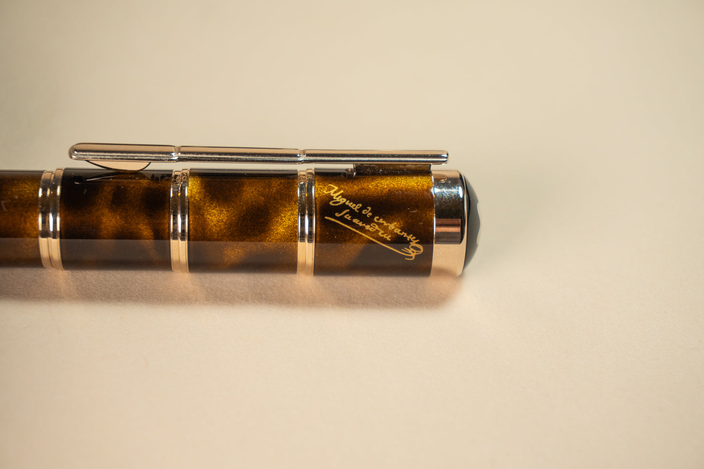 Pre-Owned Montblanc Writers Series Miguel Cervantes - Fountain Pen, Ballpoint, Mechanical Pencil Set - Medium
