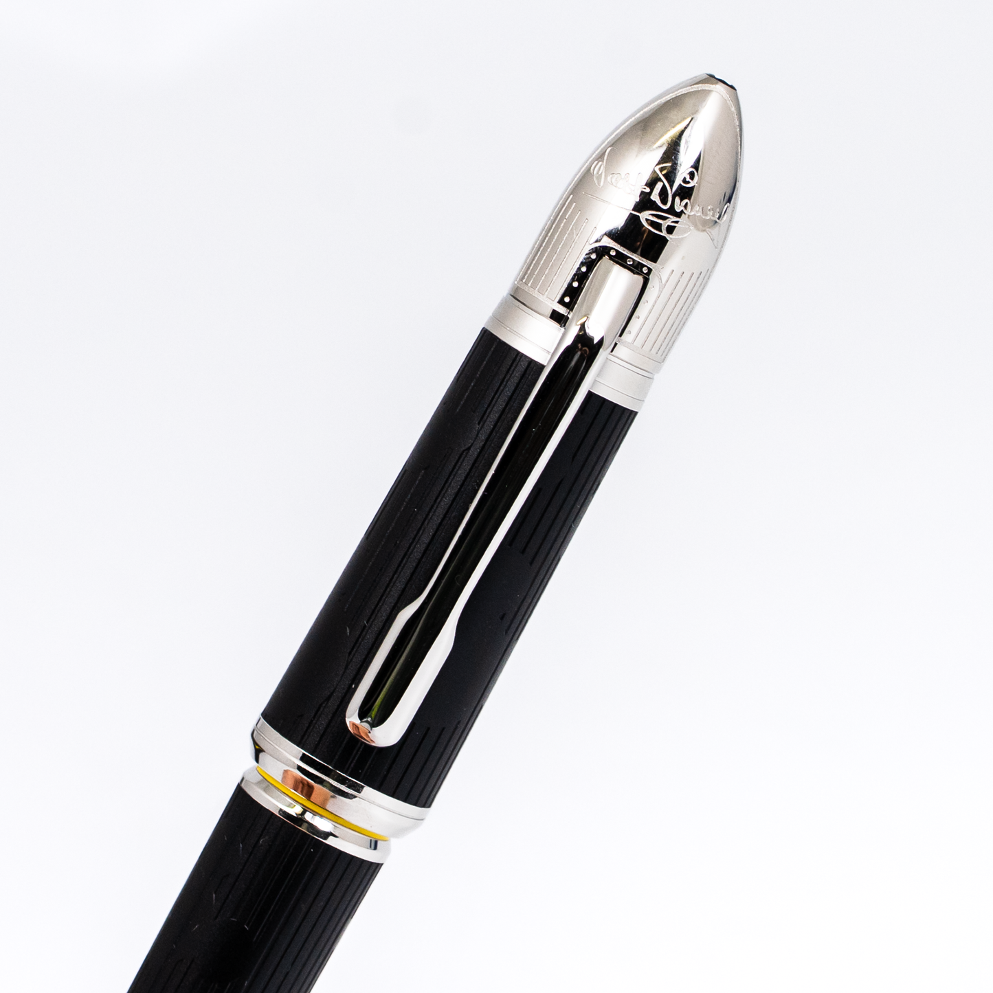 Pre-Owned Montblanc Great Characters Walt Disney Ballpoint