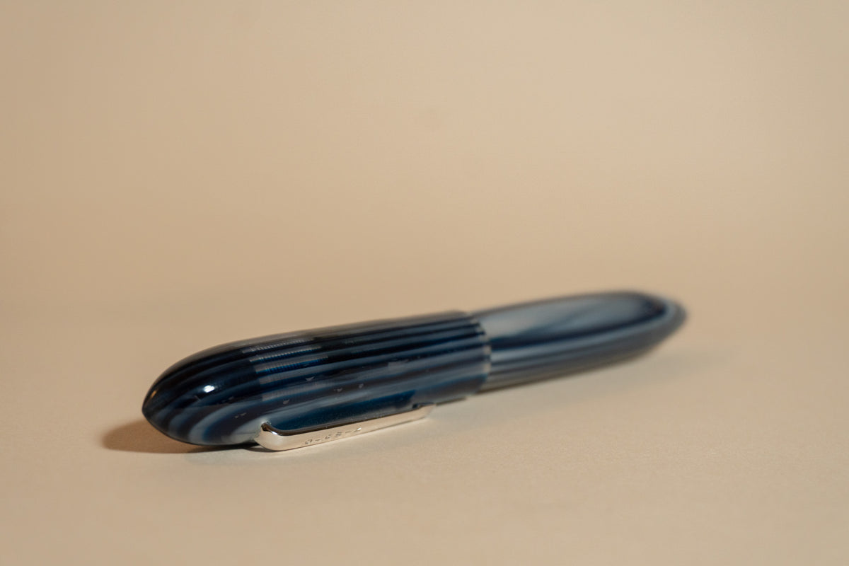 Pre-Owned Oldwin Paris Blue Mystic River Fountain Pen