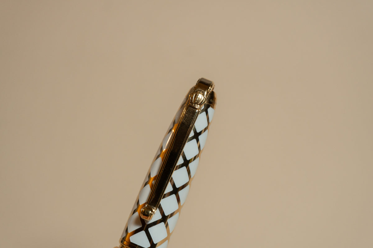 Pre-Owned S.T. Dupont Versailles Rollerball