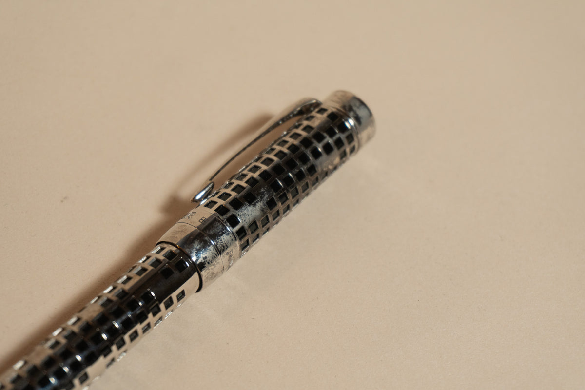 Pre-Owned Parker Duofold Senior 125th Anniversary Limited Edition Fountain Pen - Fine
