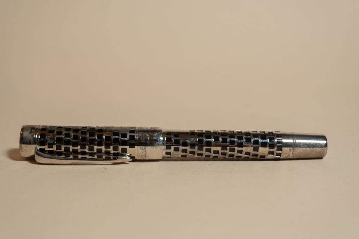 Pre-Owned Parker Duofold Senior 125th Anniversary Limited Edition Fountain Pen - Fine