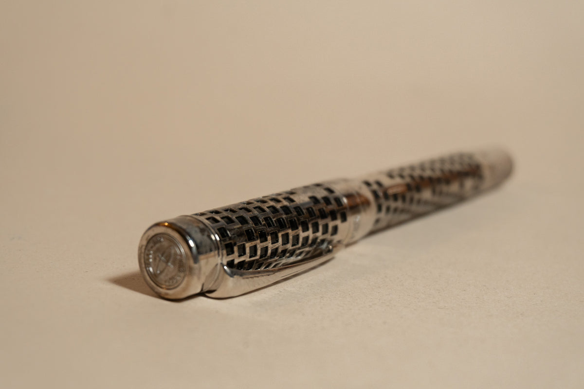 Pre-Owned Parker Duofold Senior 125th Anniversary Limited Edition Fountain Pen - Fine