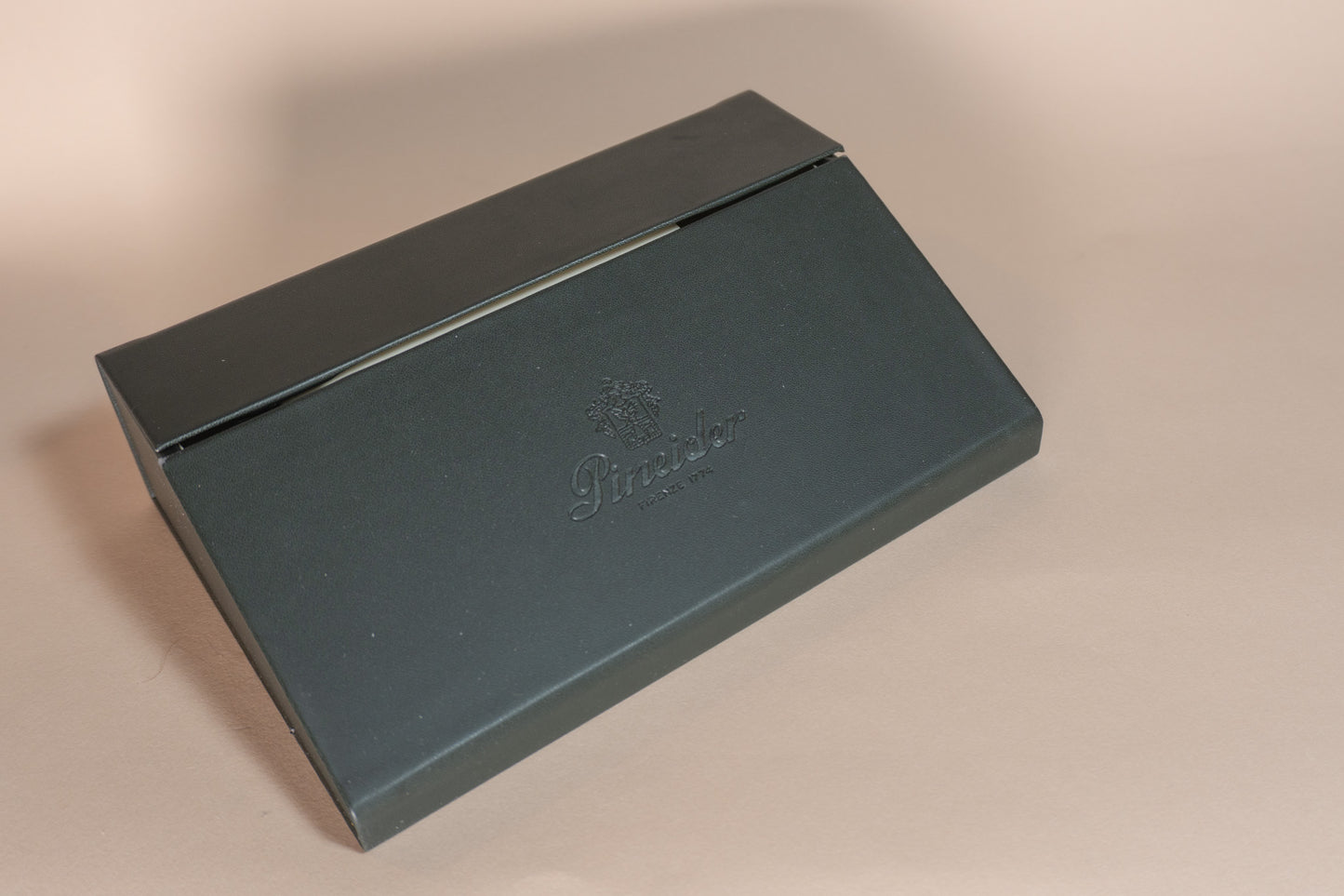 Pre-Owned Pineider Mystery Filler Demonstrator - Sugar White - Medium Quill Nib