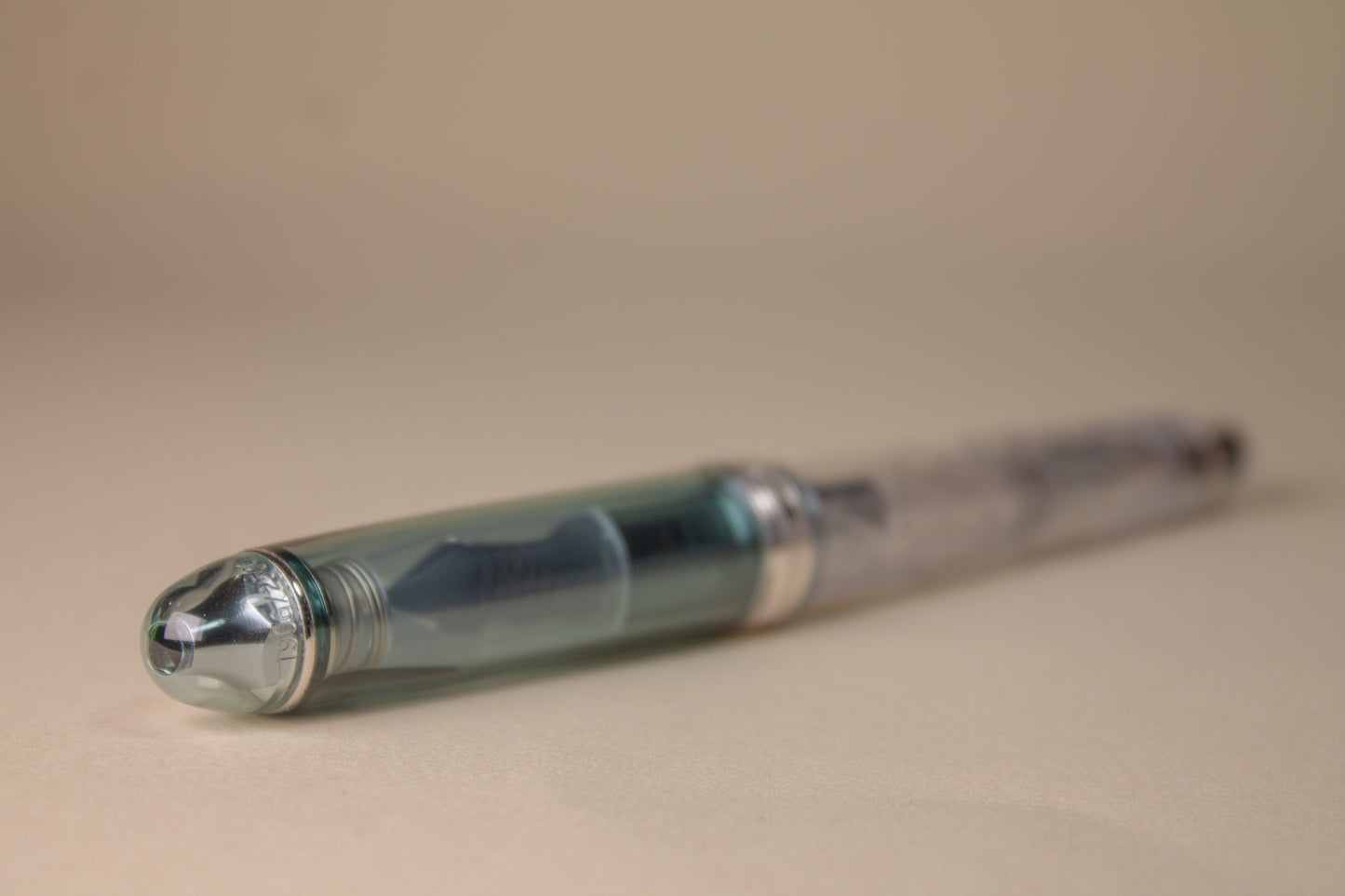 Pre-Owned Platinum #3776 Century - Fuji Unkei - Kinu Gumo Fountain Pen - Medium
