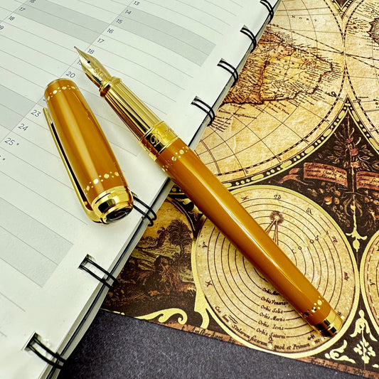 Pre-Owned S.T. Dupont Derby Fountain Pen - Medium