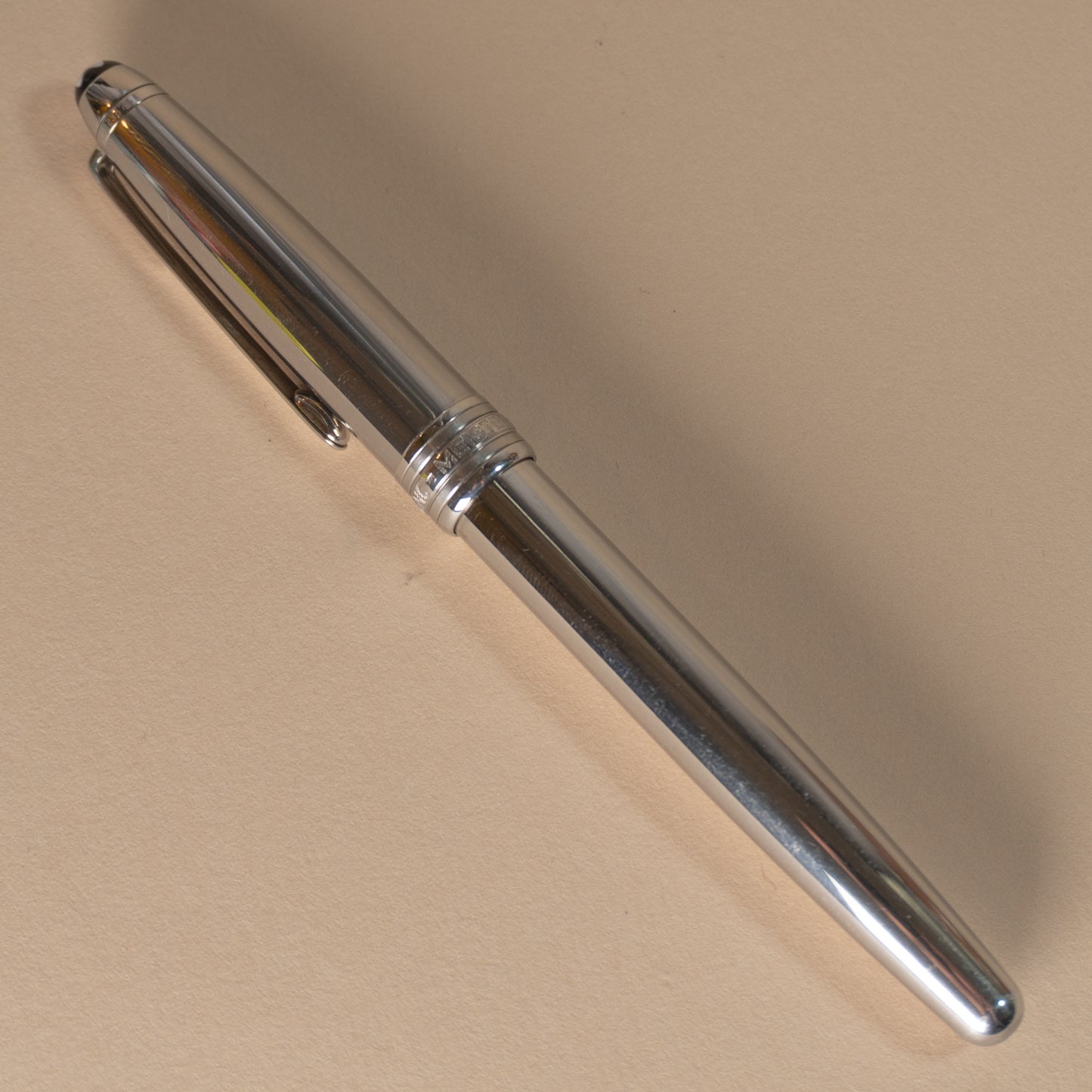 Pre-Owned Montblanc Solitaire Stainless Steel 144 Fountain Pen
