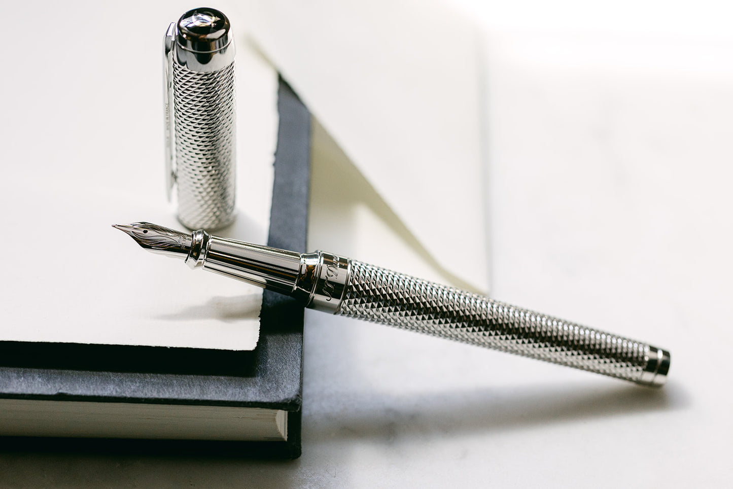 S.T. Dupont Eternity XL Fountain Pen - Diamond Head Guilloche